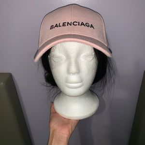 Logo Hat